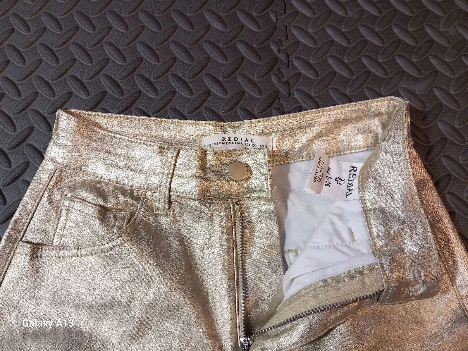 Gouden metallic denim lange rok Redial – Maat S / 36 – photo 2